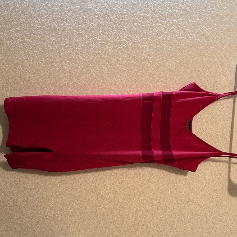 Elegant Red Sleeveless Dress